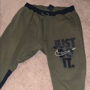 Nike Joggers